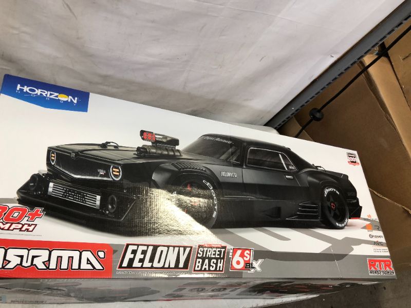 Photo 1 of 1/7 FELONY Street Bash 6S Black car toy 
(unable to test in facilities)