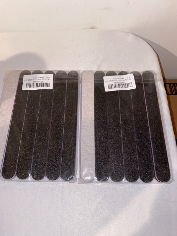 Photo 2 of 2PC LOT
12PCS Nail Files,Professional Manicure Pedicure Tools Which Can Shape and Smooth Your Nails,Emery Boards Nail File for Acrylic Natural Nails,10PCS Black 100/180 Grit and 2PCS Purple 180/240 Nail File, 2 COUNT