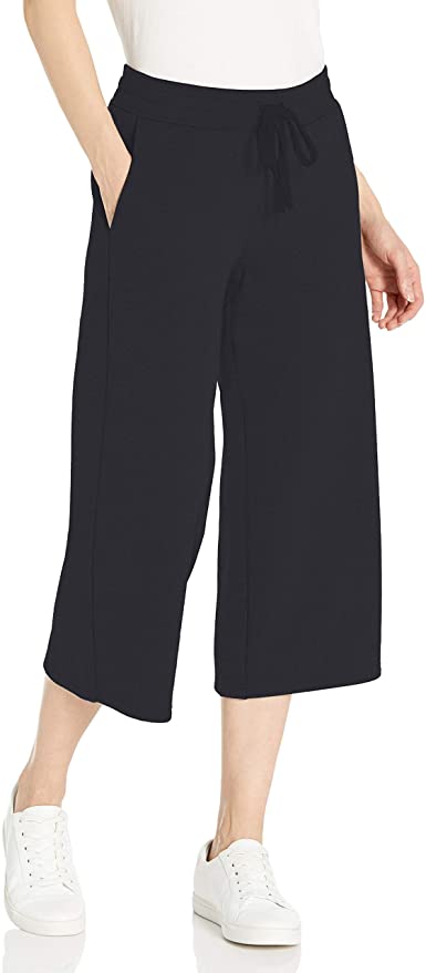 Photo 1 of Amazon Essentials Women's French Terry Fleece Wide-Leg Crop Sweatpant, SIZE M, BLACK 