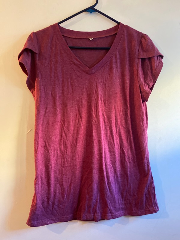 Photo 1 of WOMEN'S V-NECK SHIRT WITH LAYERED SLEEVE DETAIL, SIZE M, BURGUNDY 