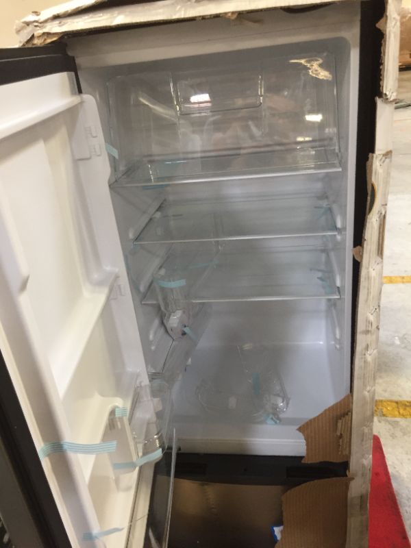Photo 1 of 7.5 cu. ft. Refrigerator with Top Freezer in Stainless Look