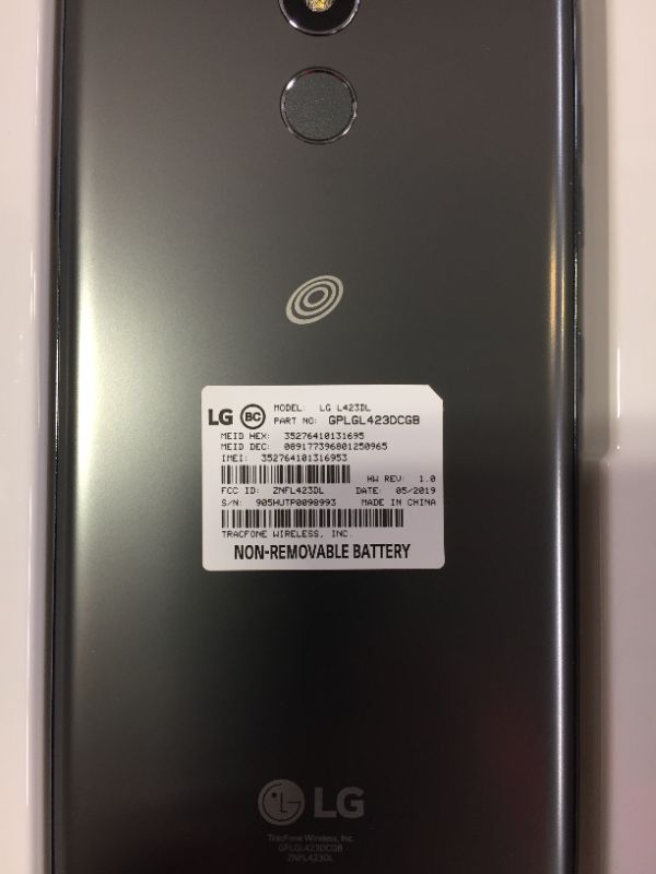 Photo 3 of Simple Mobile Prepaid LG Solo (16 GB) - Gray