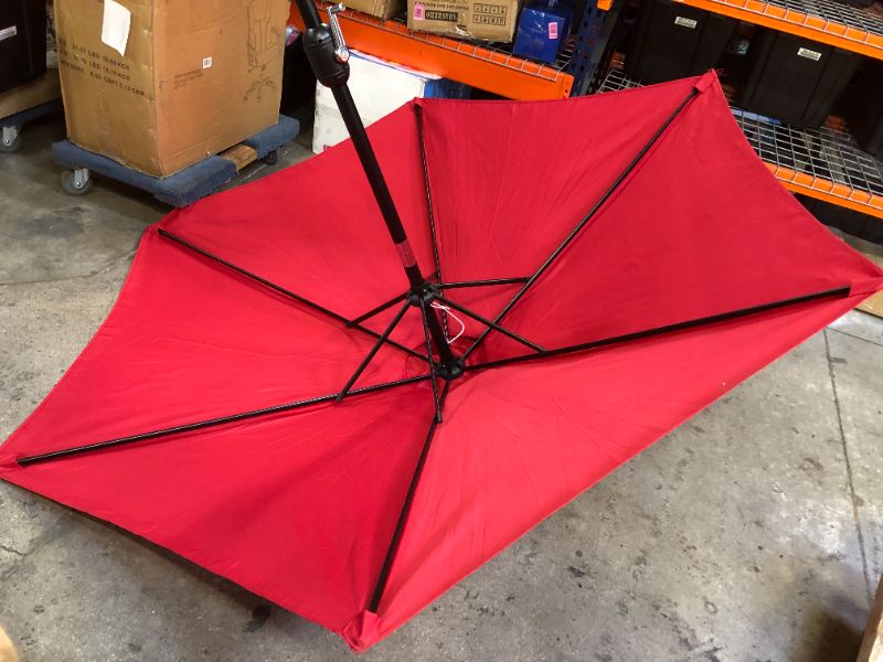 Photo 3 of  7 ft  Patio Umbrella 