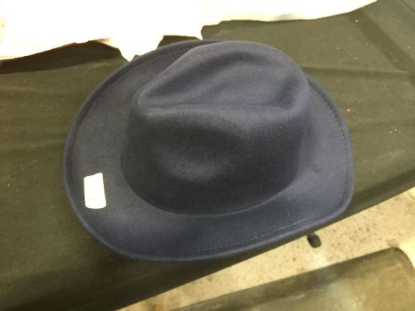 Photo 1 of Felt Fedora Had
Color: Navy