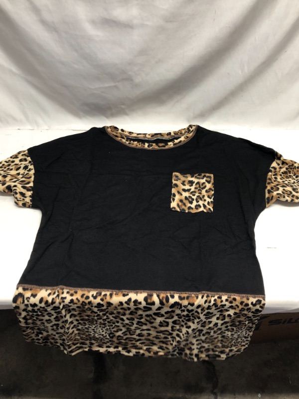 Photo 1 of WOMENS BLACK AND CHEETAH PRINT TSHIRT SIZE SMALL 