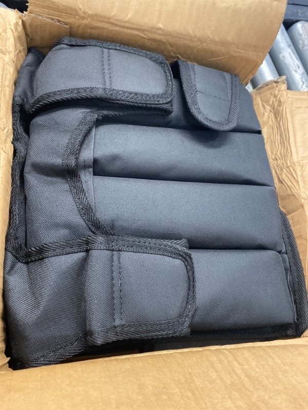 Photo 1 of RUNFast/Max 12lbs-140lbs Adjustable Weighted Vest
