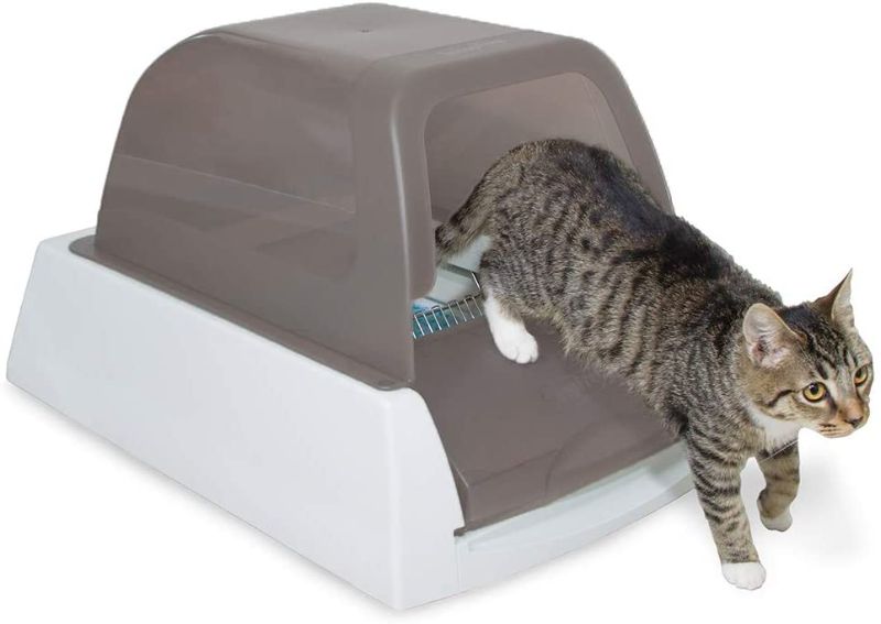 Photo 1 of PetSafe ScoopFree Ultra Self-Cleaning Cat Litter Box