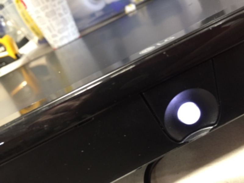 Photo 1 of LG 34UM69G-B 34" LCD Monitor, Black/Red Accents