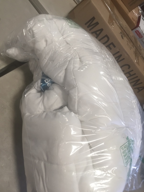 Photo 1 of Bedsure Comforter Duvet Insert UNKNOWN SIZE