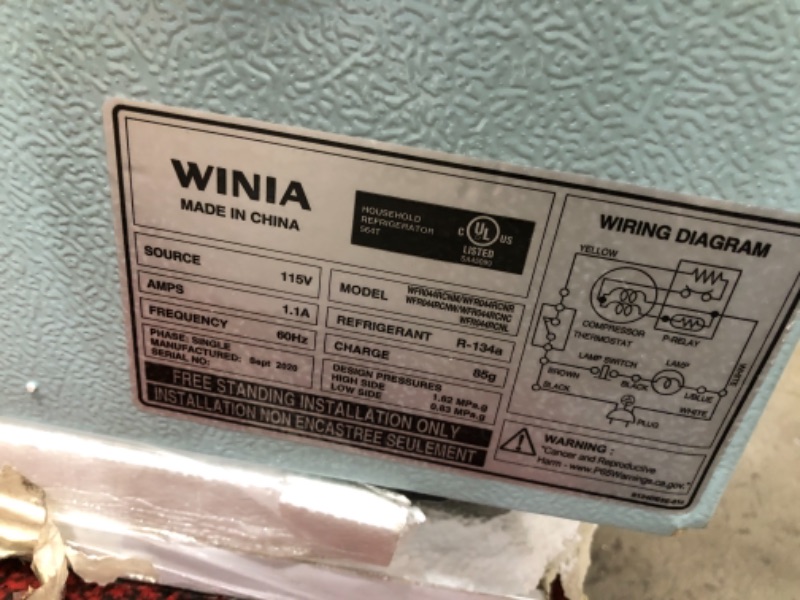 Photo 3 of PARTS ONLY
WINIA WFR028RCNM Retro Compact Refrigerator