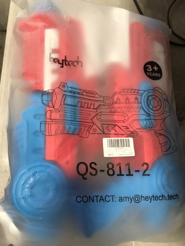 Photo 1 of heytech 2 Pack Super Water Gun Water Blaster 1200CC High Capacity Water Soaker Blaster Squirt Toy Swimming Pool Beach Sand Water Fighting Toy (Red/Blue)
