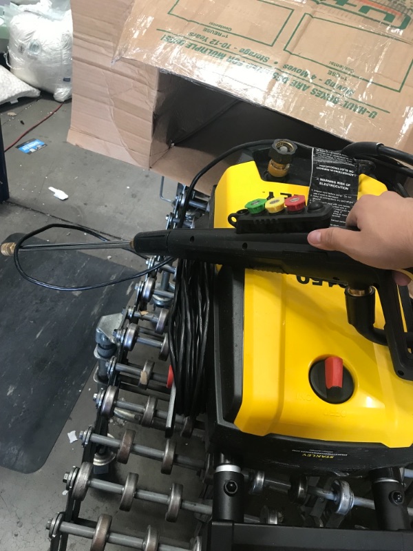 Photo 5 of Stanley SHP2150 Electric Pressure Washer with Spray Gun, Quick Connect Nozzles Foam Cannon, 25' Hose, Max PSI 2150, 1.4 GPM
**USED, GREAT CONDITION**