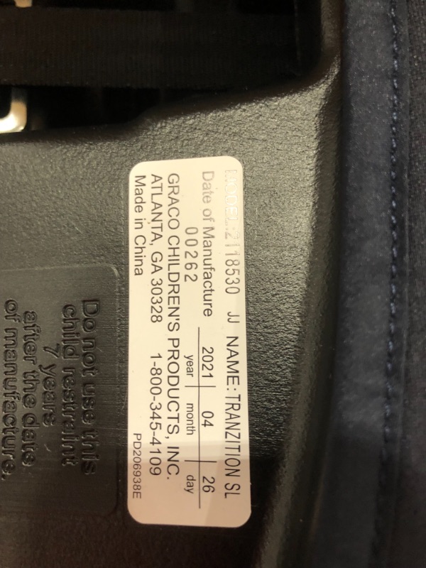 Photo 1 of Graco Tranzitions SnugLock 3-in-1 Harness Booster Car Seat - Sutherland