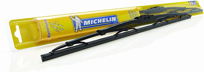 Photo 1 of 
Michelin 3726 RainForce All Weather Performance Windshield Wiper Blade, 26" (Pack of 1)
Size:26 Inches