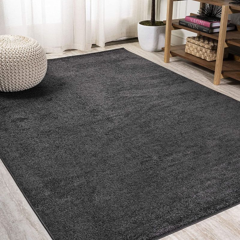 Photo 1 of 
JONATHAN Y Haze Solid Low-Pile Black 4 ft. x 6 ft. Area Rug, Casual,Contemporary,Solid,Traditional,EasyCleaning,Bedroom,LivingRoom, Non Shedding
Size:4 X 6