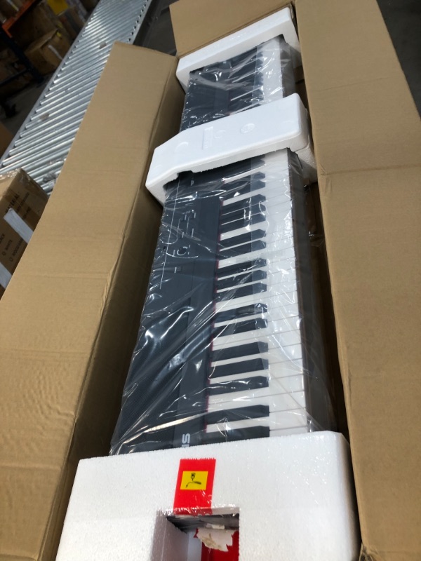 Photo 5 of Alesis Recital – 88 Key Digital Piano Keyboard with Semi Weighted Keys, 2x20W Speakers, 5 Voices, Split, Layer and Lesson Mode, FX and Piano Lessons
