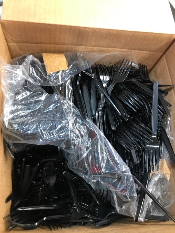 Photo 1 of Genuine Joe Heavyweight Fork - 1 Piece(s) - 1000/Carton - 1 x Fork - Disposable - Textured - Black