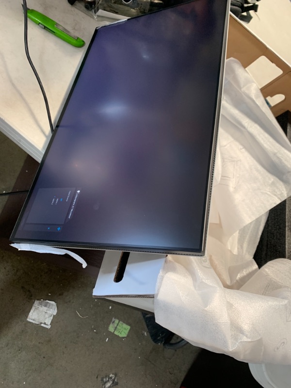 Photo 8 of Alienware 27 Gaming Monitor - AW2721D (Latest Model) - 240Hz, 27-inch QHD, Fast IPS Monitor with VESA DisplayHDR 600, NVIDIA G-SYNC Ultimate Certification and IPS Nano Color Technology, White, XW3CK
