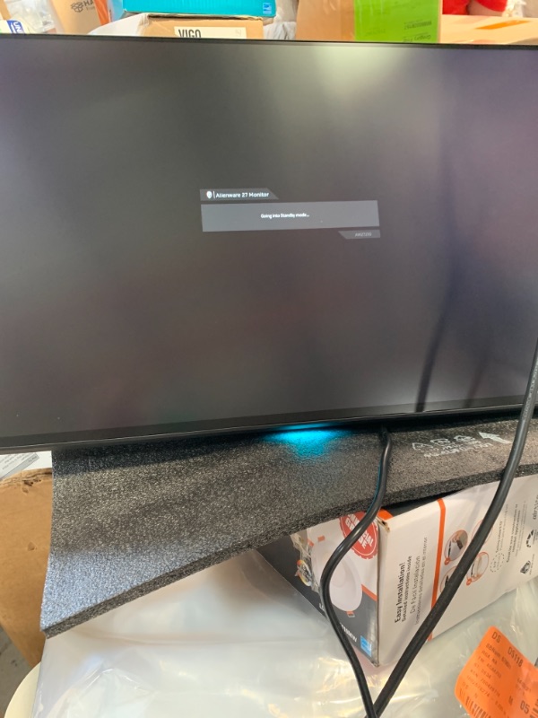 Photo 9 of Alienware 27 Gaming Monitor - AW2721D (Latest Model) - 240Hz, 27-inch QHD, Fast IPS Monitor with VESA DisplayHDR 600, NVIDIA G-SYNC Ultimate Certification and IPS Nano Color Technology, White, XW3CK
