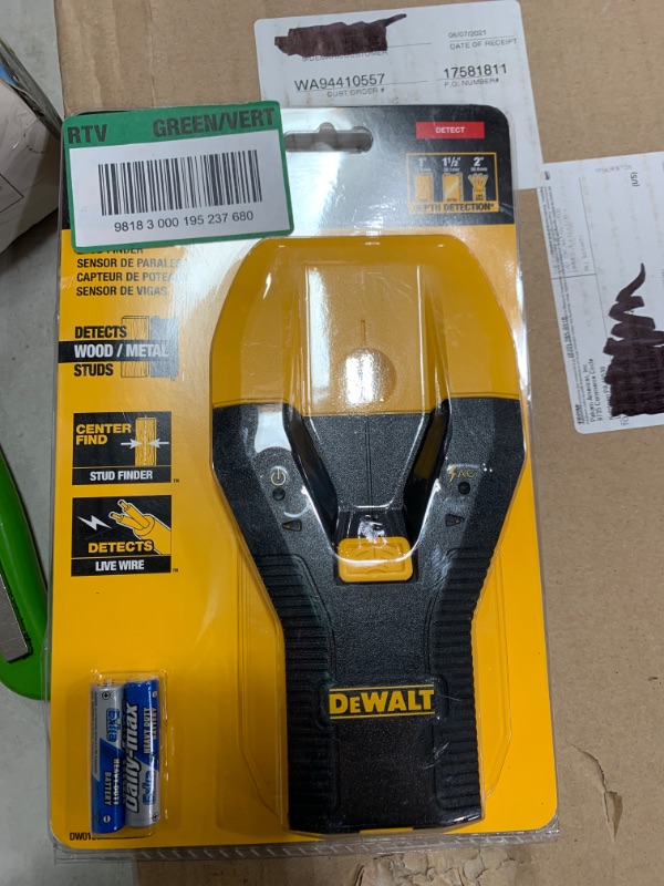 Photo 2 of Dewalt 1-1/2 in. Stud Finder