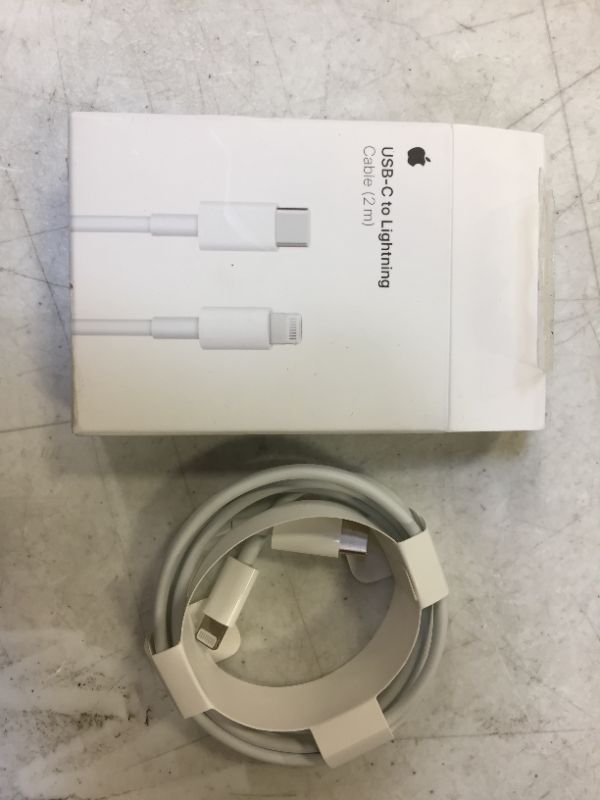 Photo 1 of Apple USB-C to Lightning Cable (2 m)