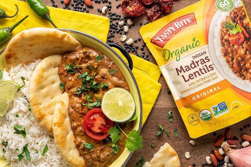 Photo 1 of 6pack 10oz Tasty Bite Organic Indian Madra Lentils (Lentils, Red Beans & Spices Simmered in a Creamy Tomato Sauce) Original exp date 03-2022