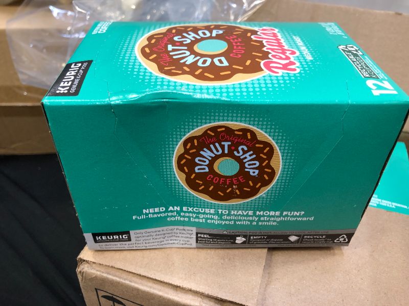 Photo 2 of 12 pods The Original Donut Shop Regular Keurig Single-Serve K-Cup Pods, Medium Roast Coffee,   exp 08-2021