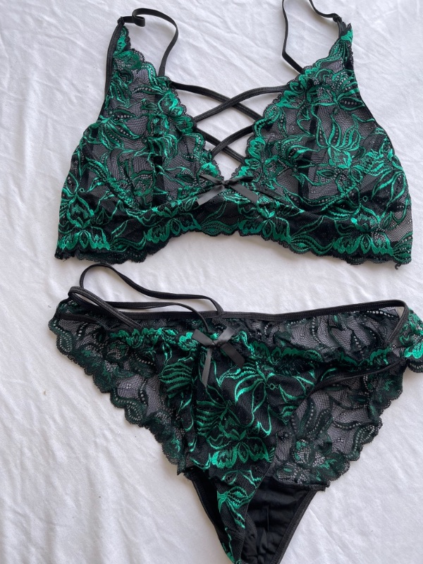 Photo 1 of Black and Teal Lingerie Set XXL