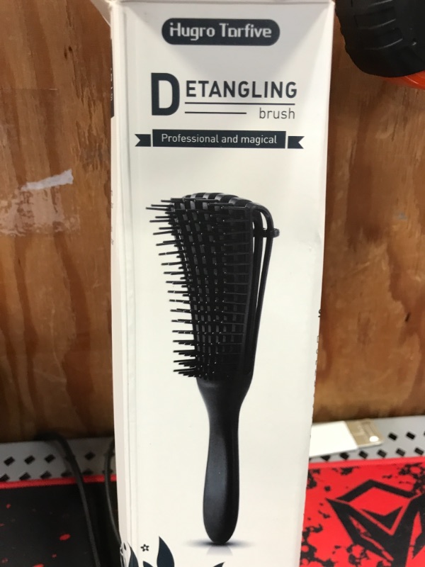 Photo 1 of Generic 2 Pack Detangling Brush for Curly Hair,Detangling Brush for Black Natural Hair Afro Textured 3a to 4c Kinky Wavy for Wet/Dry/Long Thick Curly Hair Exfoliating Your Scalp(Black, Green)