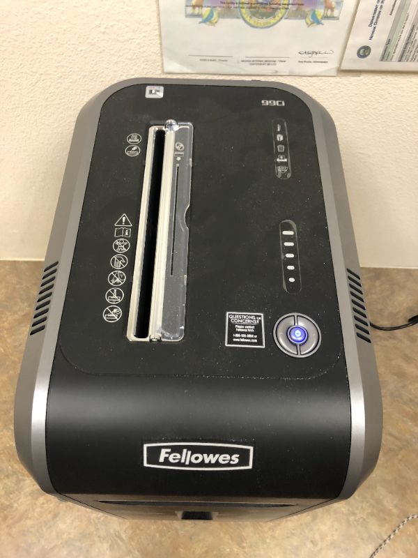 Photo 3 of Fellowes Powershred 99Ci Cross-Cut Paper Shredder