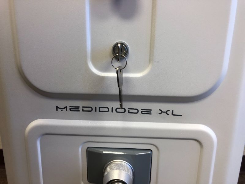 Photo 8 of MeDiode XL N5CS00235 Diolaze Medical Equipment Date 7/20/2017 Input AC100-240V 50-60HZ DC 24V 1.7A