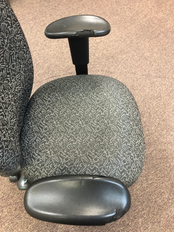 Photo 4 of Cushioned office chair. 