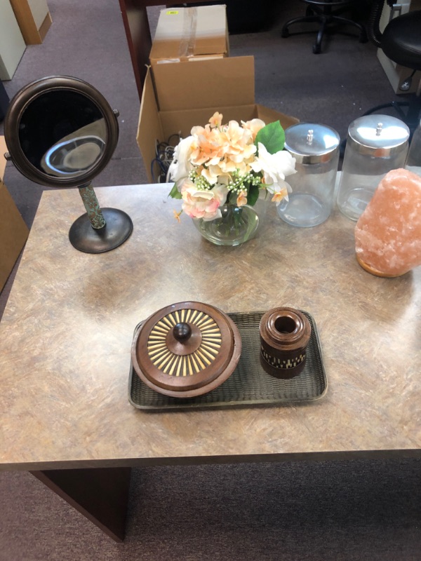 Photo 2 of Miscellaneous lot of decorative Knick knacks. 16 items. Sold as is