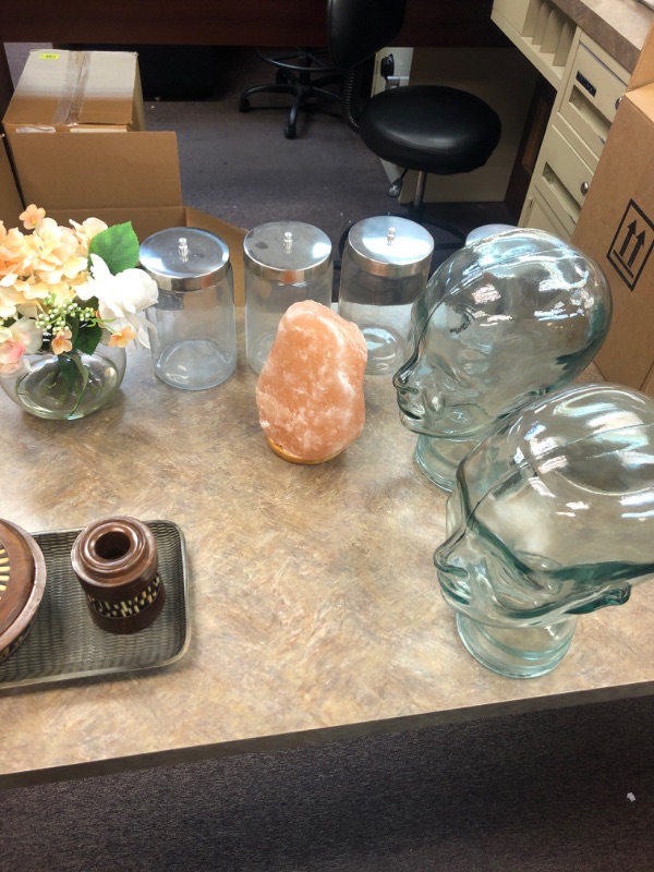 Photo 3 of Miscellaneous lot of decorative Knick knacks. 16 items. Sold as is