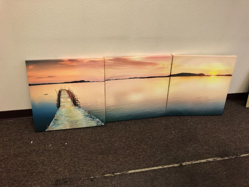 Photo 1 of 3 piece pier canvas set