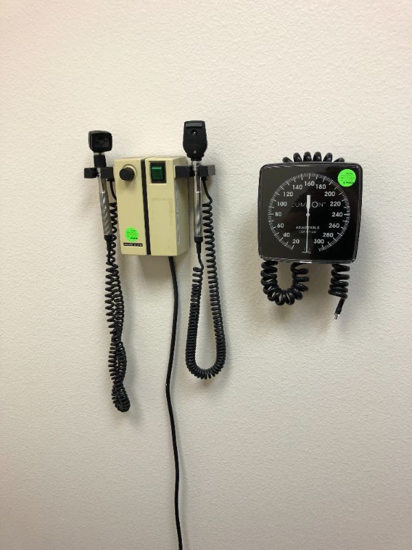 Photo 1 of Welch Allyn Wall Diagnostic Set and Lumeon blood pressure wall mount