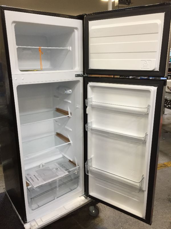 Photo 3 of 7.1 cu. ft. Top Freezer Refrigerator in Stainless Steel Look
