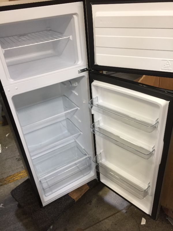 Photo 3 of 7.1 cu. ft. Top Freezer Refrigerator in Stainless Steel Look