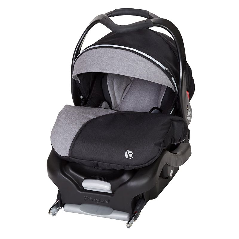 Photo 1 of Baby Trend 32 Secure Lock Baby Car Seat, Europe
