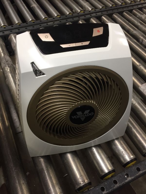 Photo 2 of Vornado Avh10 Whole Room Heater with Auto Climate Control