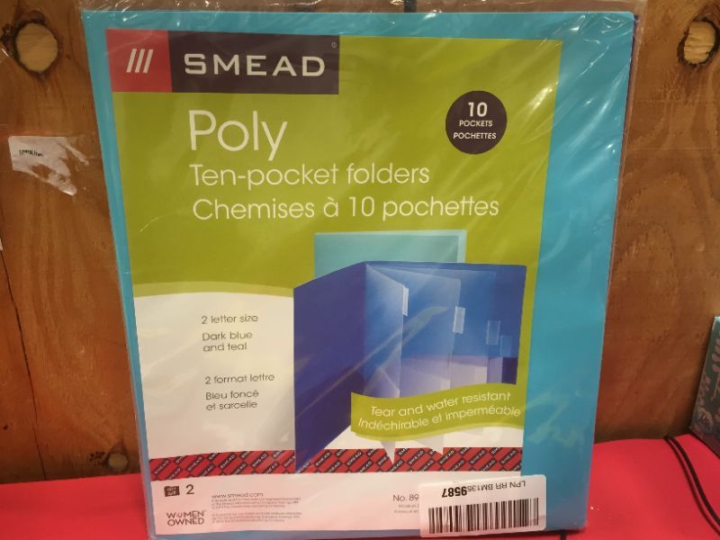 Photo 2 of Smead 89204 Campus.org Ten-Pocket Subject Folder, 11 X 8 1/2, Assorted, 2/pack
