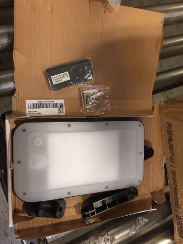 Photo 1 of 5 pack solar led lamp with remote
