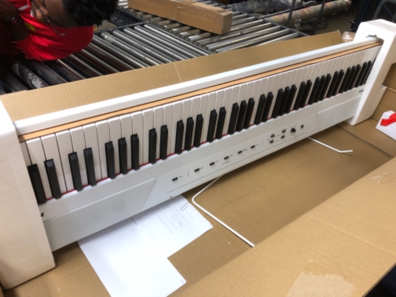 Photo 2 of Alesis Recital – 88 Key Digital Piano Keyboard with Semi Weighted Keys, 2x20W Speakers, 5 Voices, Split, Layer and Lesson Mode, FX and Piano Lessons
