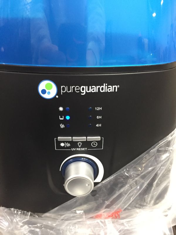 Photo 2 of Pure Guardian Ultrasonic Warm & Cool Mist Humidifier with UV-C & Aroma Tray Black
