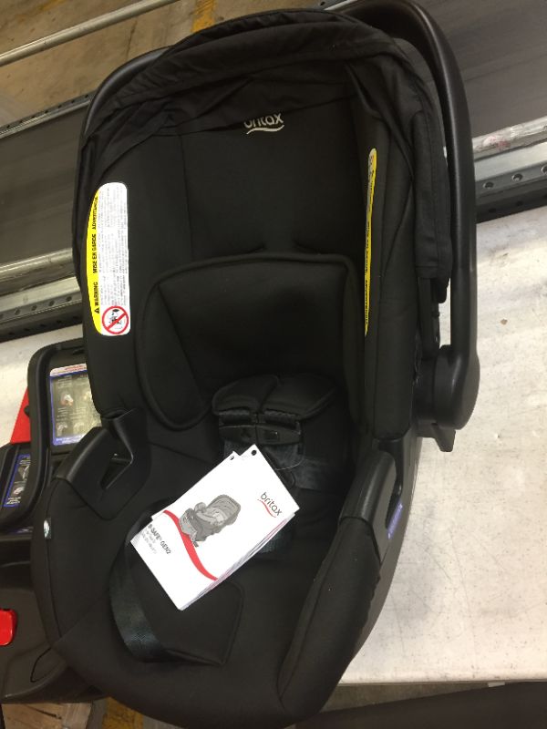 Photo 1 of Britax Infant Car Seat, ---dirty and scratched
