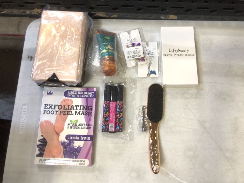 Photo 1 of Assorted Beauty Supplies
Sold As-is 