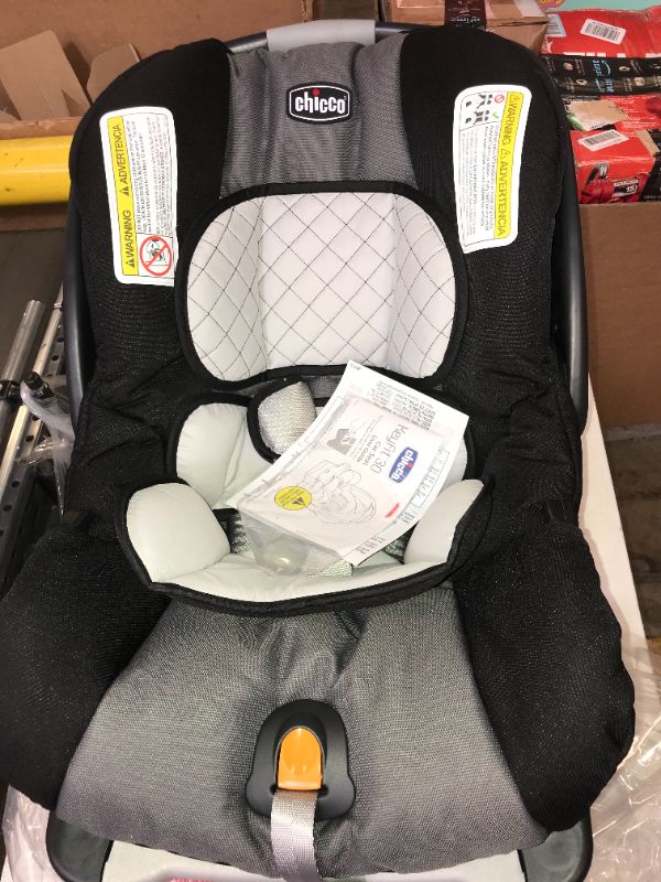 Photo 3 of Chicco KeyFit 30 Infant Car Seat, Orion