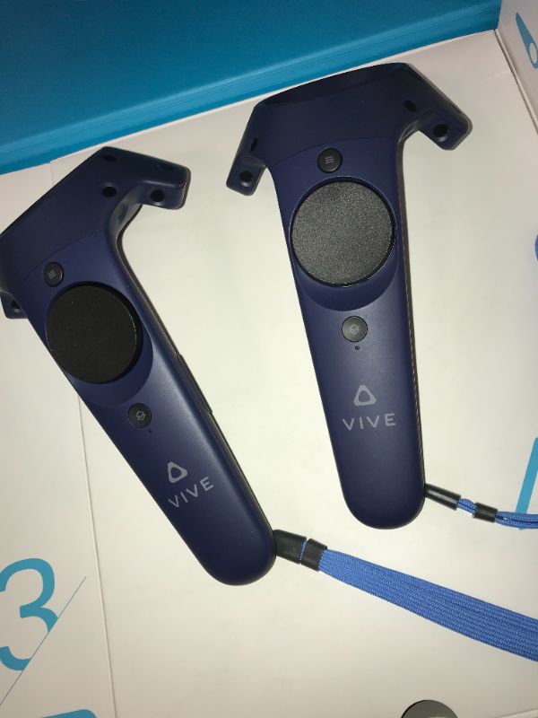 Photo 7 of HTC VIVE Pro Virtual Reality System