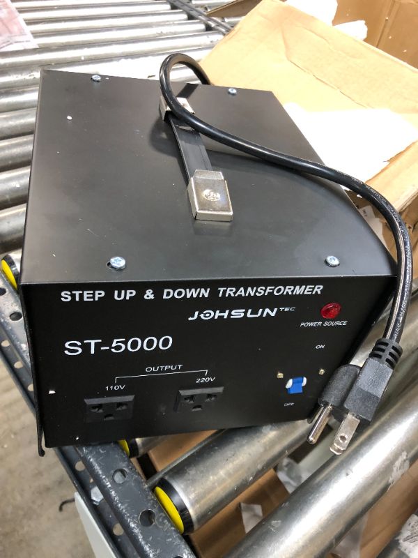 Photo 1 of JOHNSUN ST-5000 TRANSFORMER.