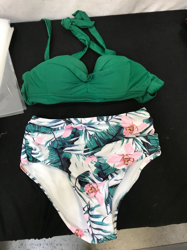 Photo 1 of 2pc Womens Swim Wear Small Green & Floral